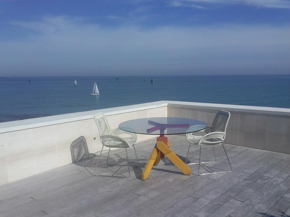 מולפטה Moma Suites Private Beach מראה חיצוני תמונה